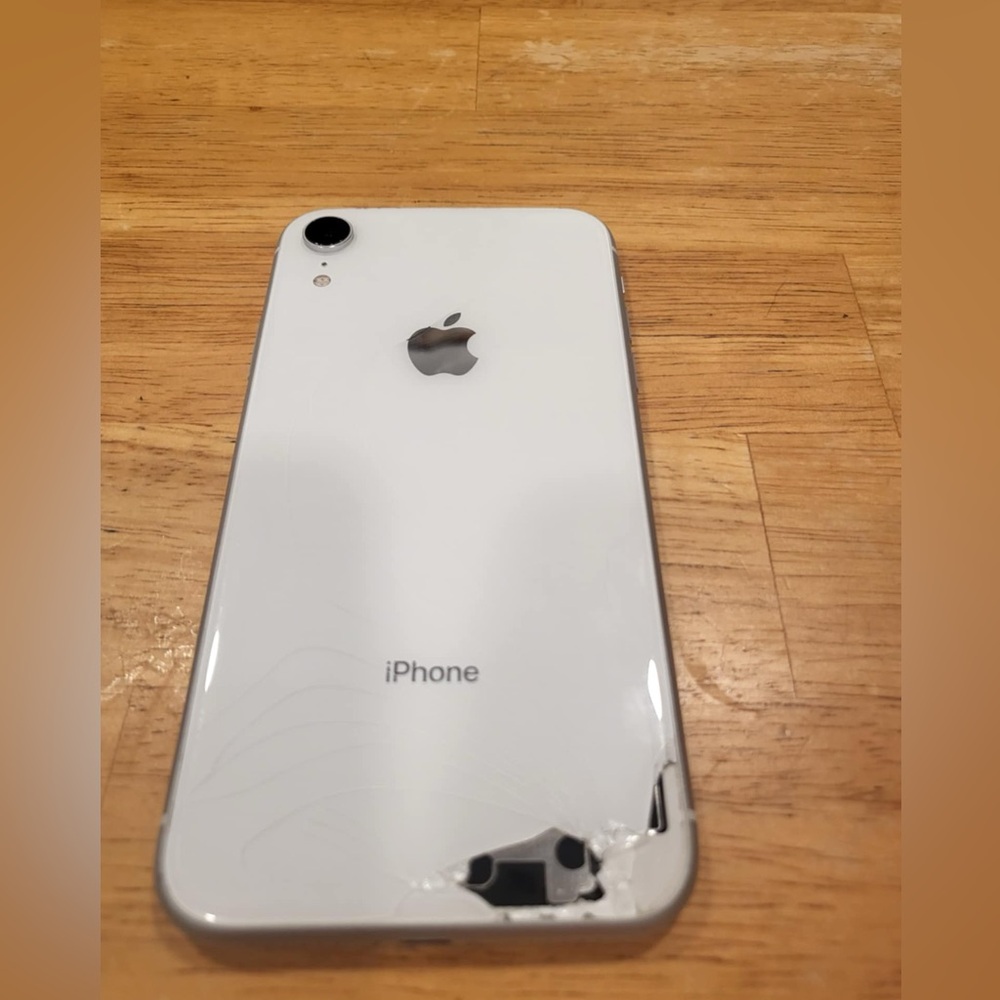 iPhone XR White 64GB